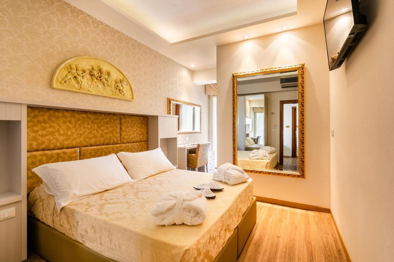 Hotel Mazzanti Milano Marittima Exterior photo
