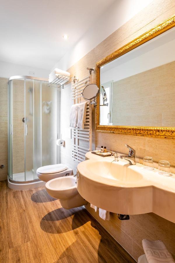 Hotel Mazzanti Milano Marittima Exterior photo