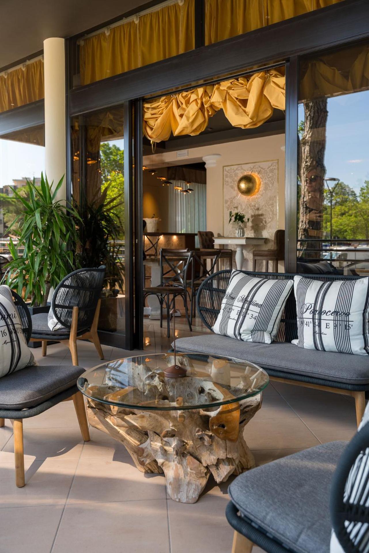 Hotel Mazzanti Milano Marittima Exterior photo